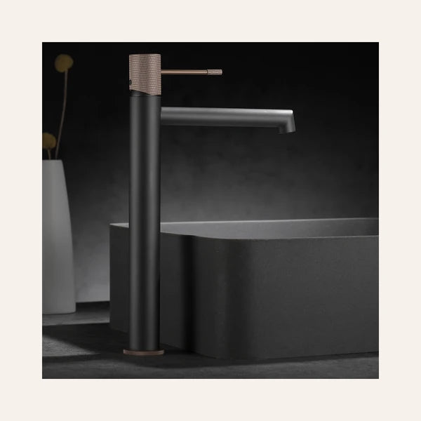 Mitigeur de Lavabo Bec Haut - Line Gris Mat / Champagne