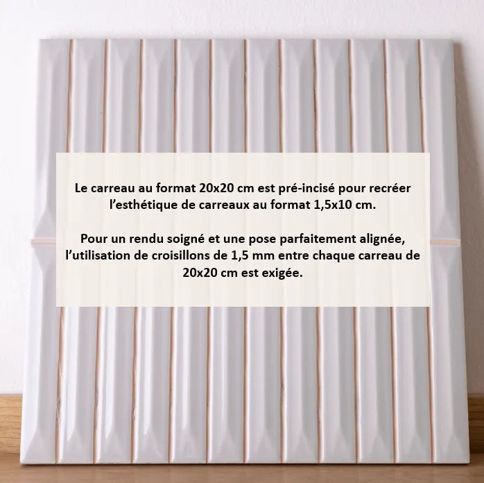 Faïence relief - Row Silver