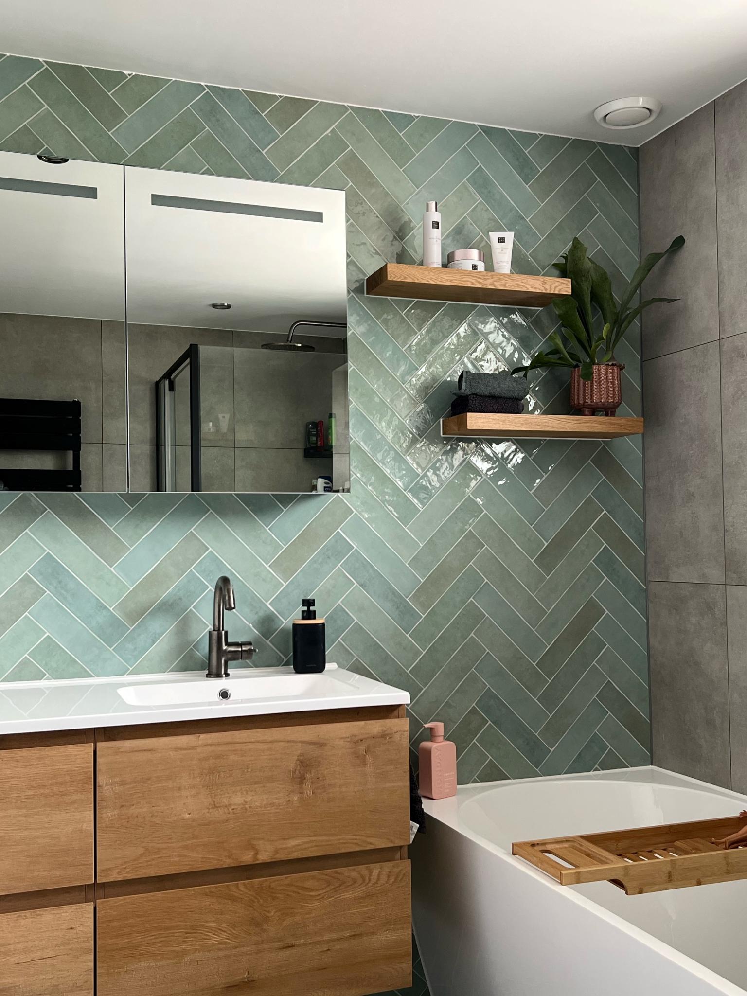 Carrelage effet zellige - Atelier Vert d'eau