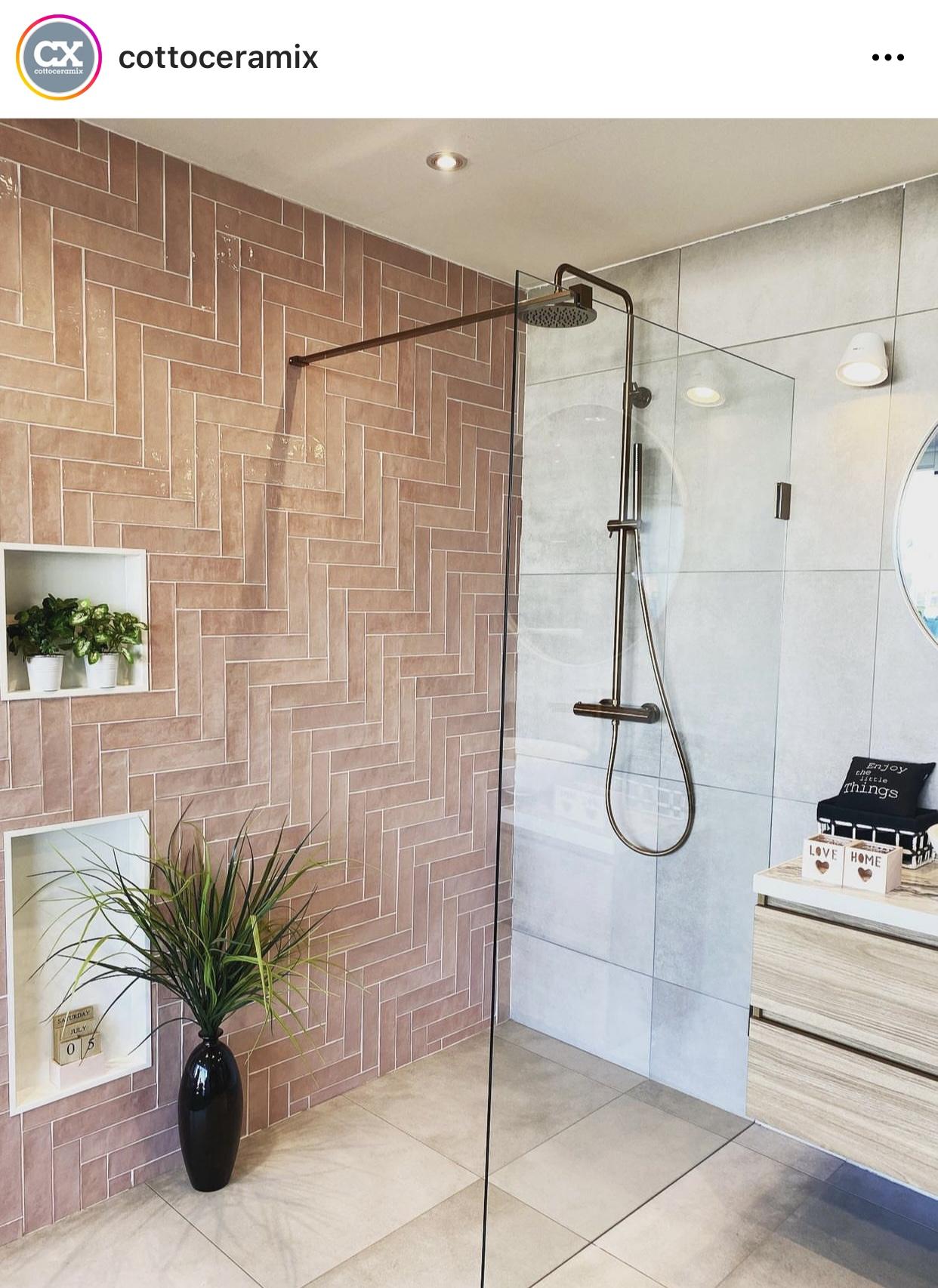 Carrelage effet zellige - Atelier Vieux rose