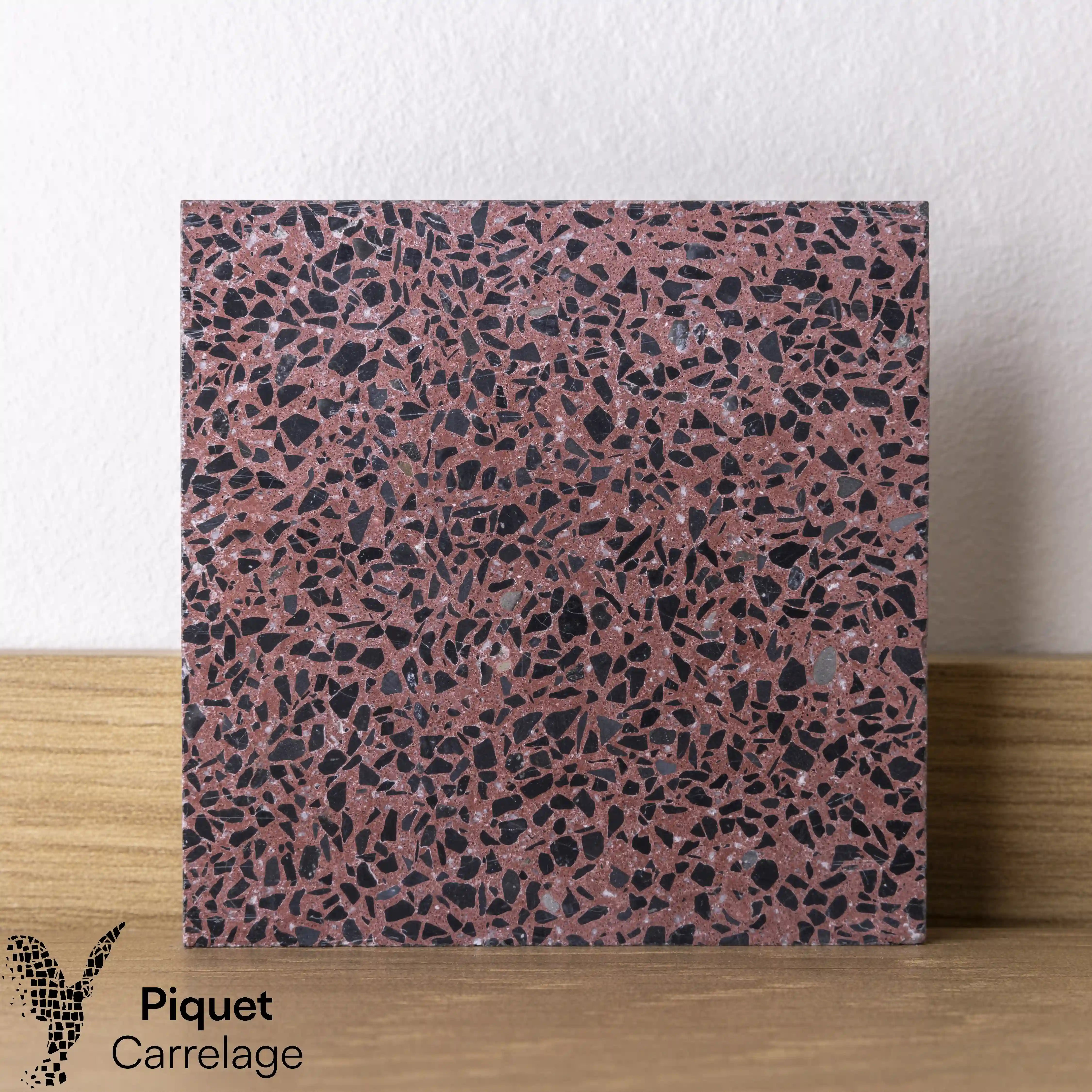 Terrazzo authentique rouge adouci - 76